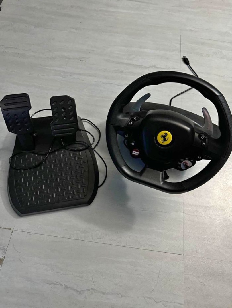 Volant Thrustmaster T80