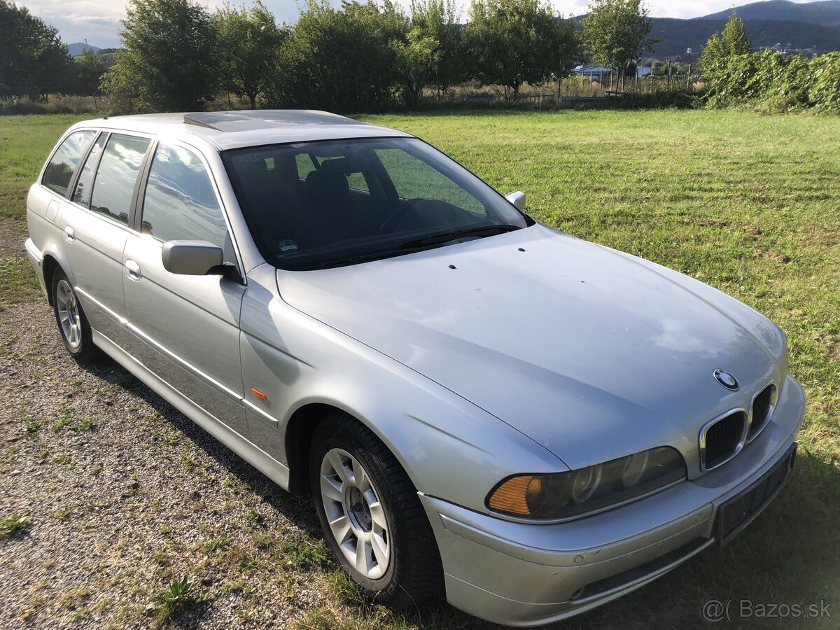 BMW 525i