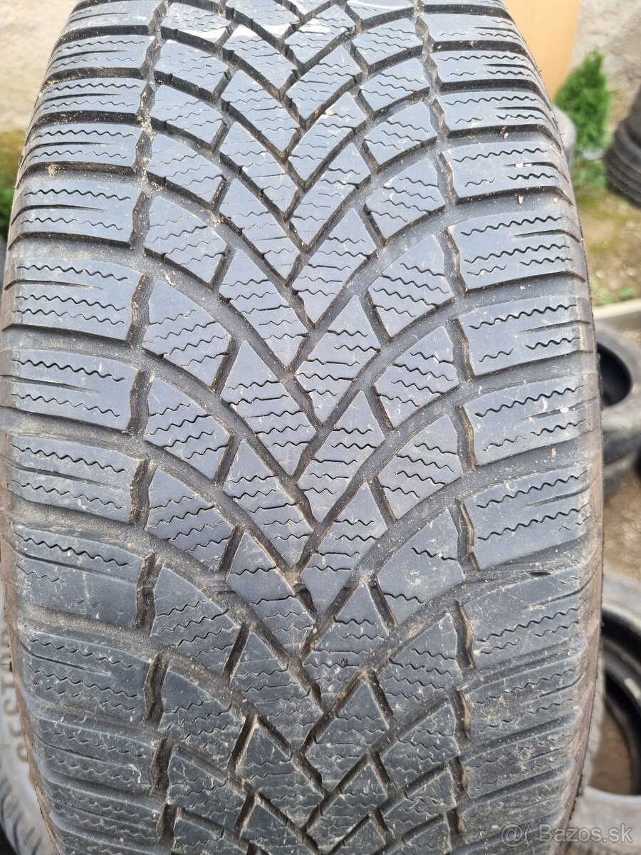 215/55R17 Bridgestone