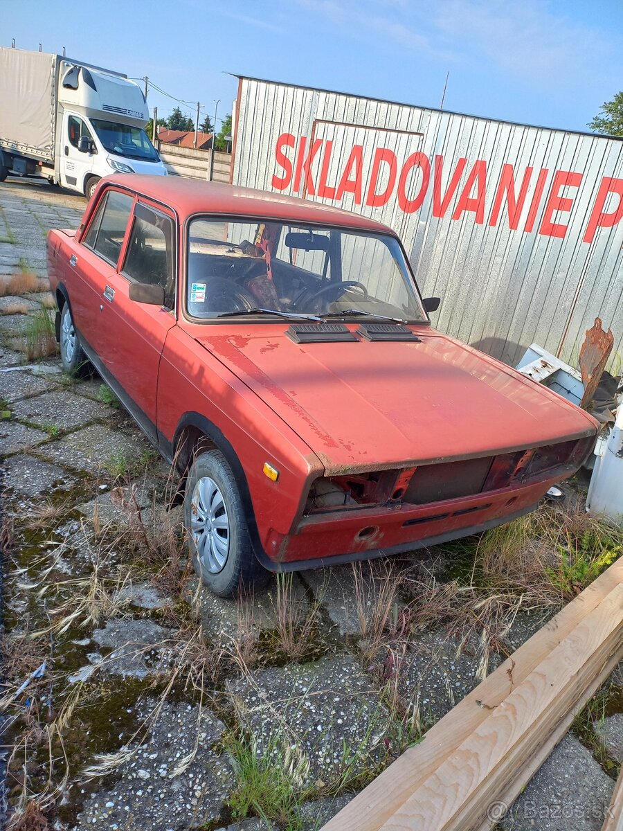 LADA 2105