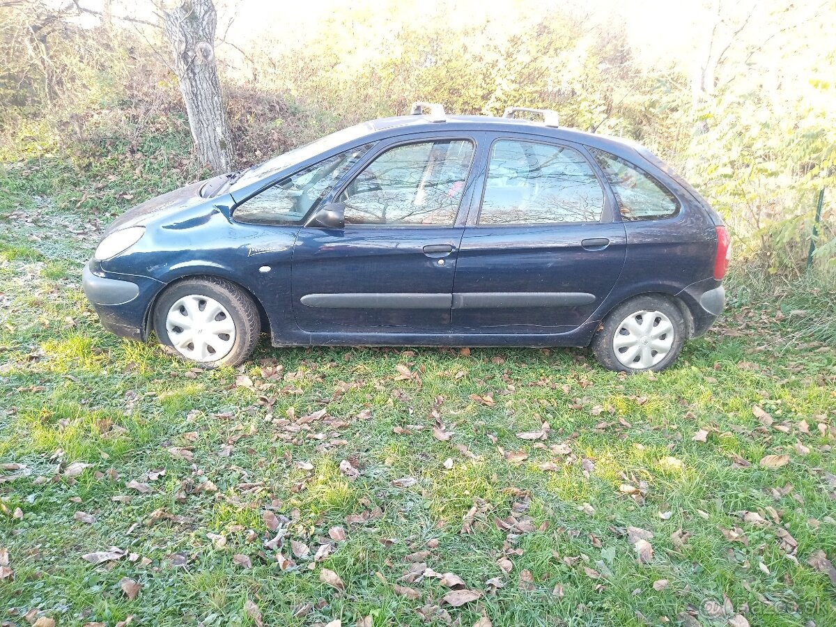 Predam citroen xara pikaso 1.8