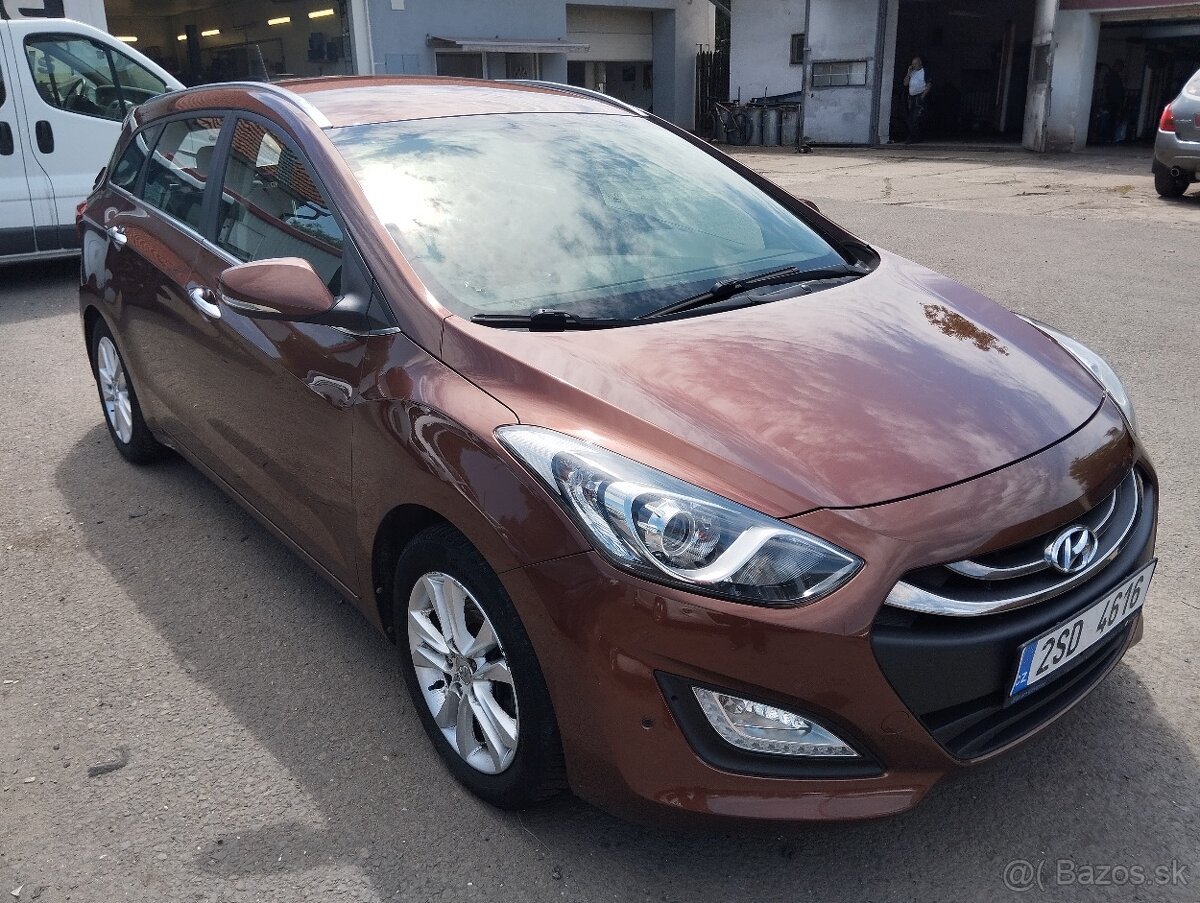 Hyundai i30, 1.6, Benzín, rv.2012/06 (c.j 2107)