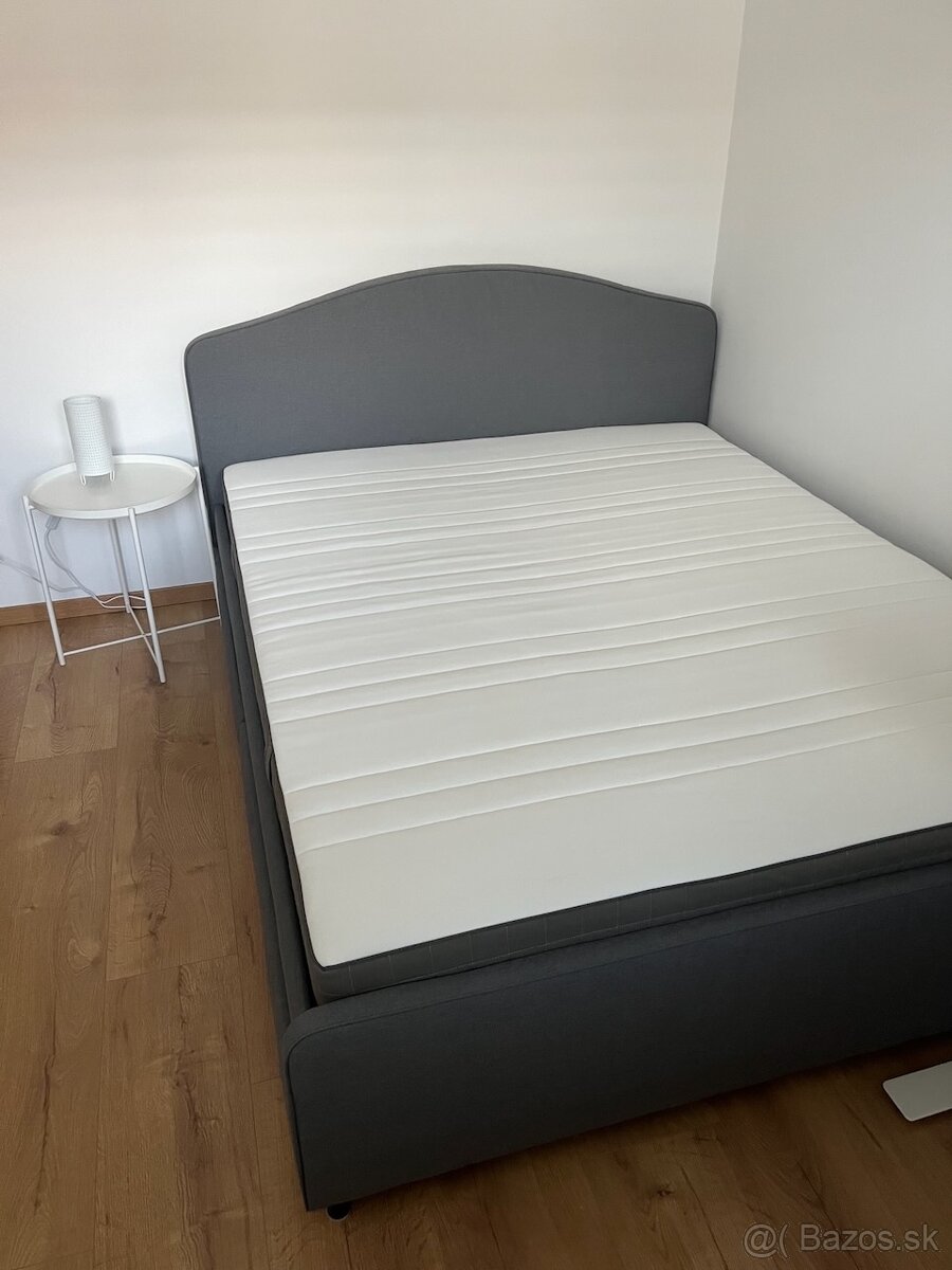 Manželská posteľ IKEA Hauga 160x200 cm s matracom a roštom