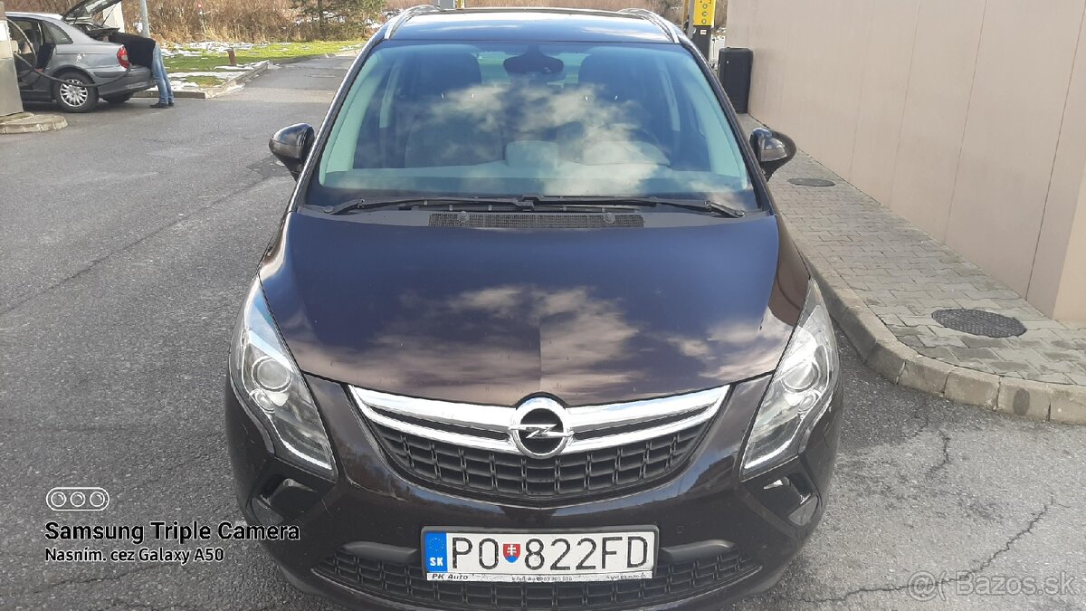 Opel Zafira Tourer 2,0 CDTI 2015 188000km 7-miestne COSMO