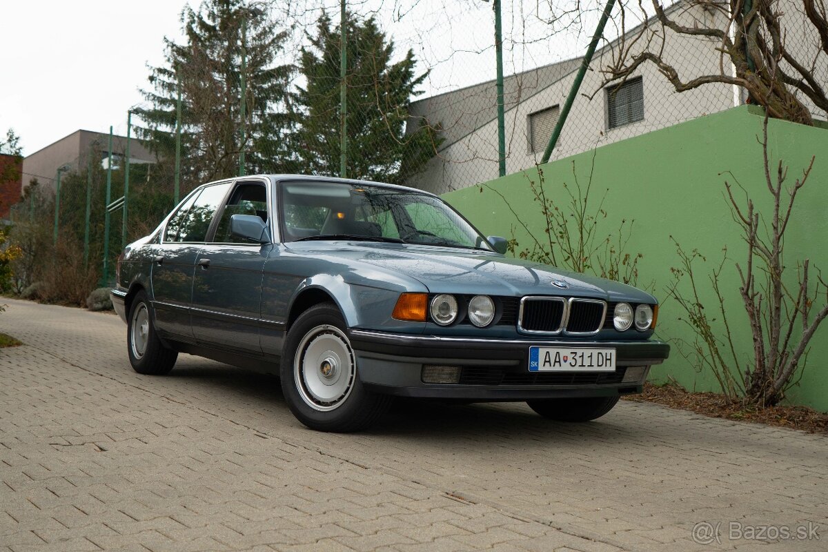 BMW 750i E32