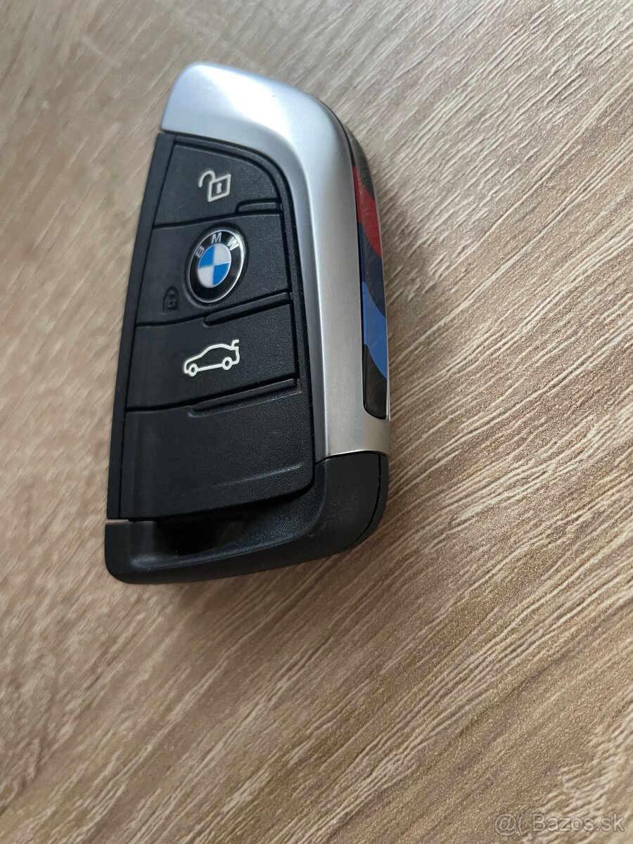 Predám kluc BMW M trikolóra  X1 X 3 X5 F15