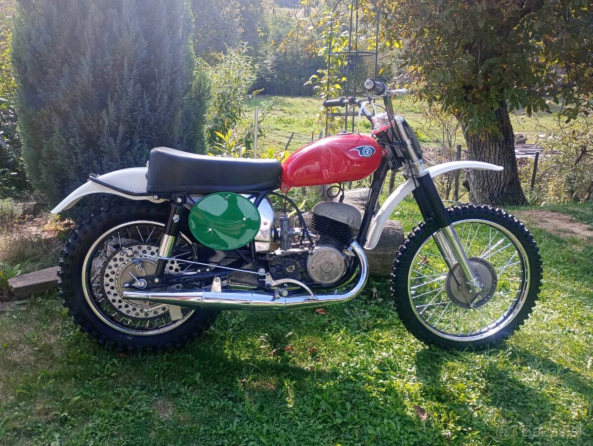 ČZ -250 CROSS .Typ 968 ,rok výroby 1964