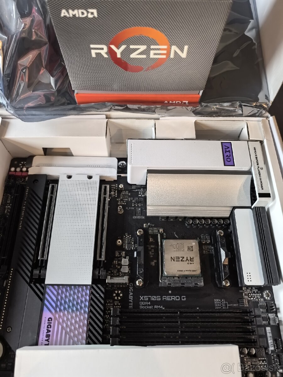 Základná doska GIGABYTE X570S
AERO G  s ADM Ryzen 9 3900X