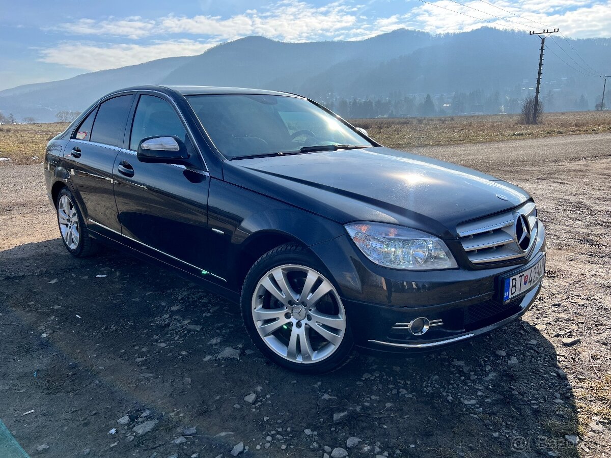 Mercedes C 280 4MATIC Sedan 170kw Automat LPG+ benzín