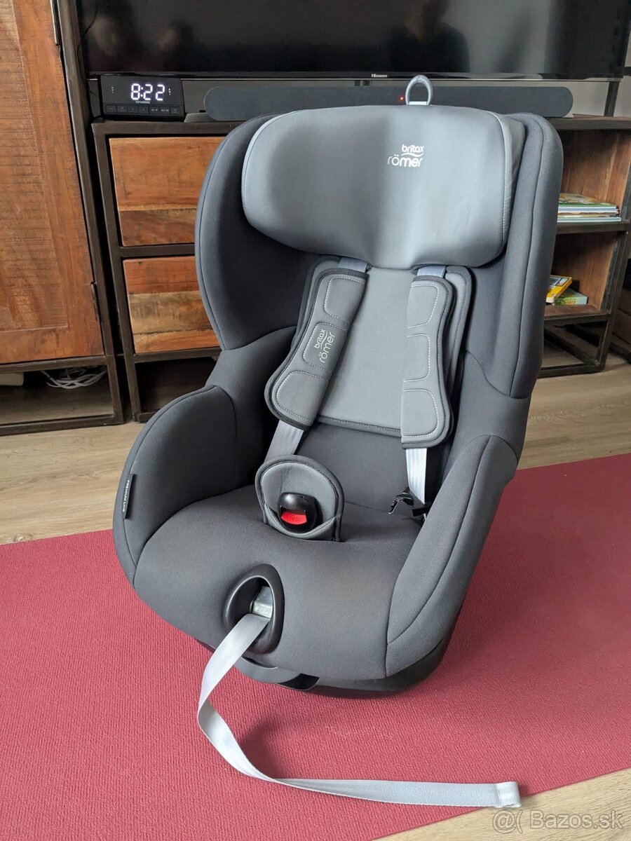 Atosedačka Britax Römer TRIFIX 2 i-SIZE