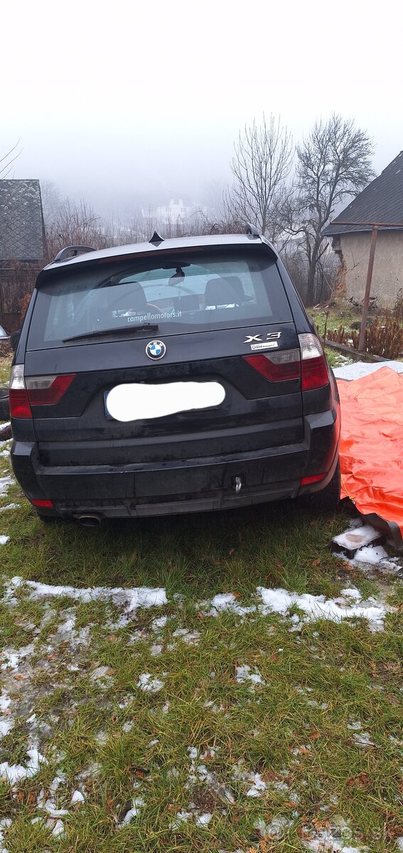 BMW X3 Xdrive havarovaný . Predám. Vymením