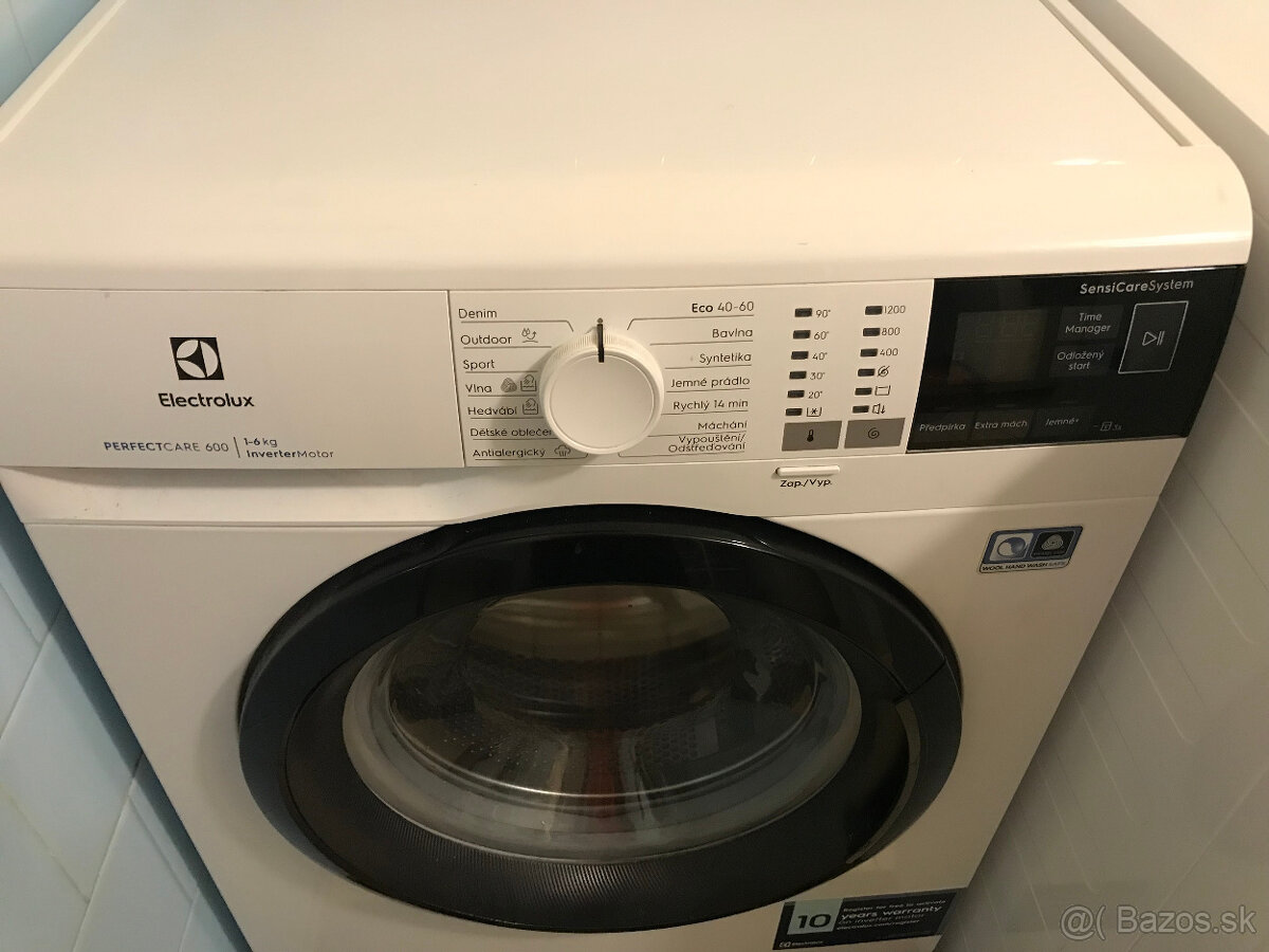 Práčka Electrolux PerfectCare 600 EW6S426BCI