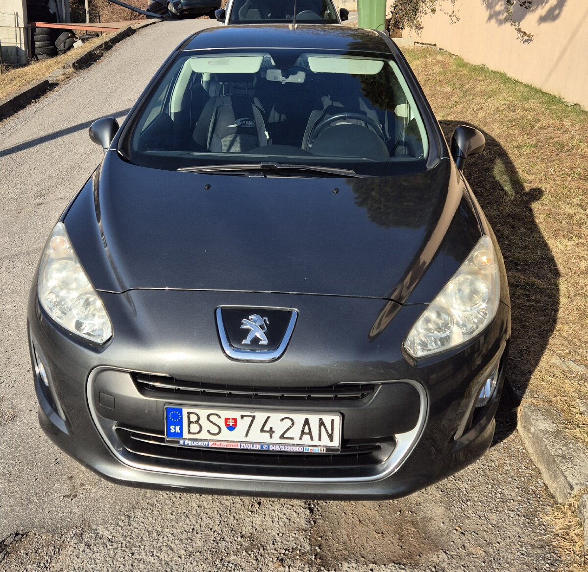 Peugeot 308 1.4 vti benzin 2012