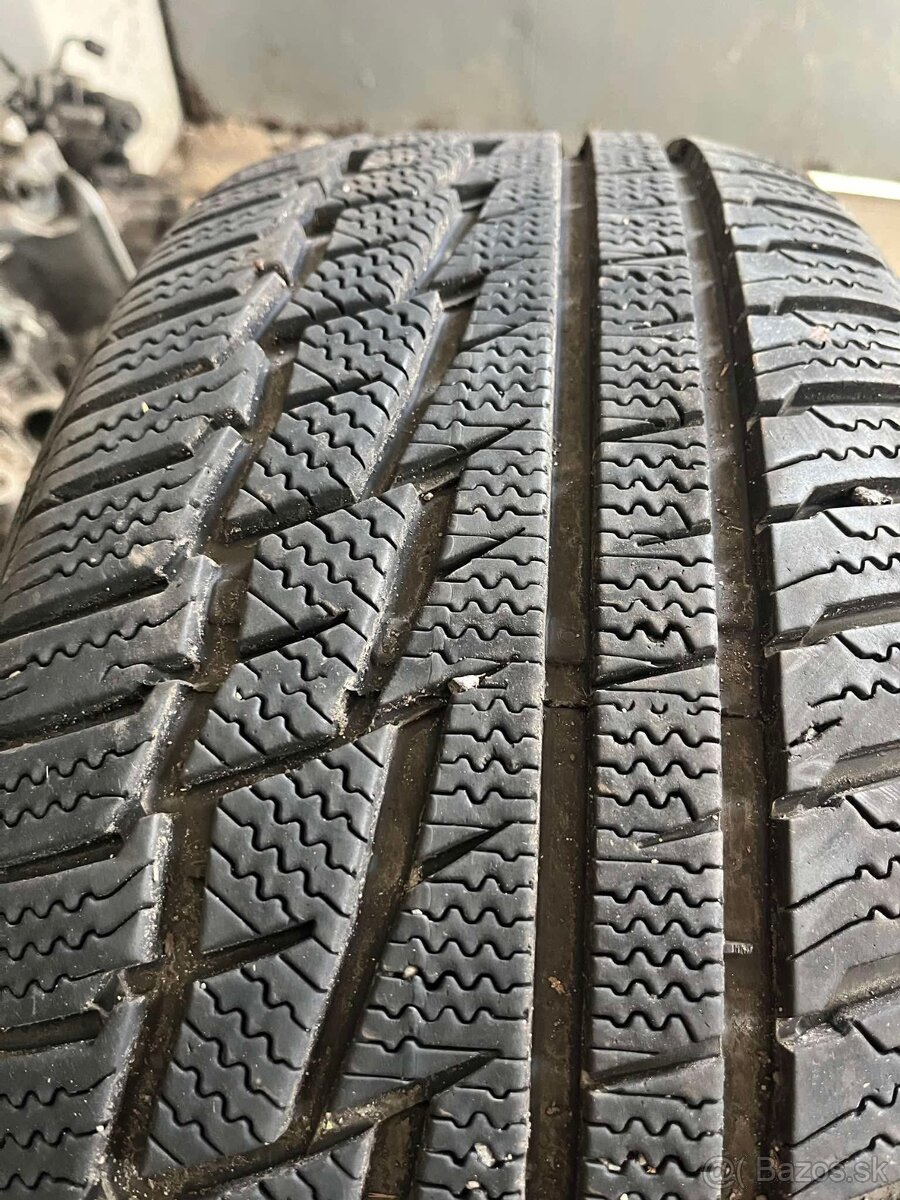 Predám 4Ks Pneu Matador 225/50 R17