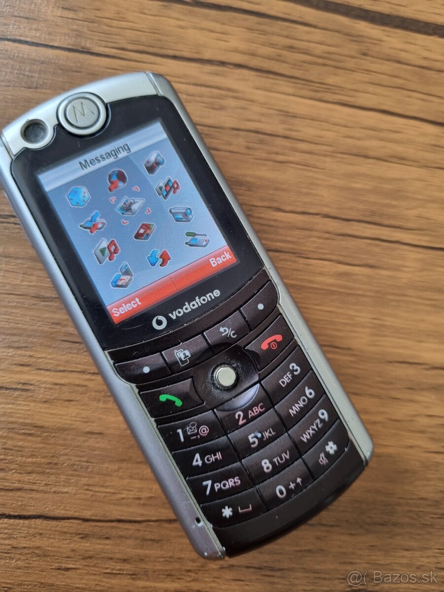 Motorola E770 - RETRO