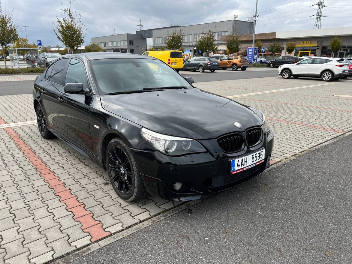 BMW 530XD 170kw ČR sedan M packet