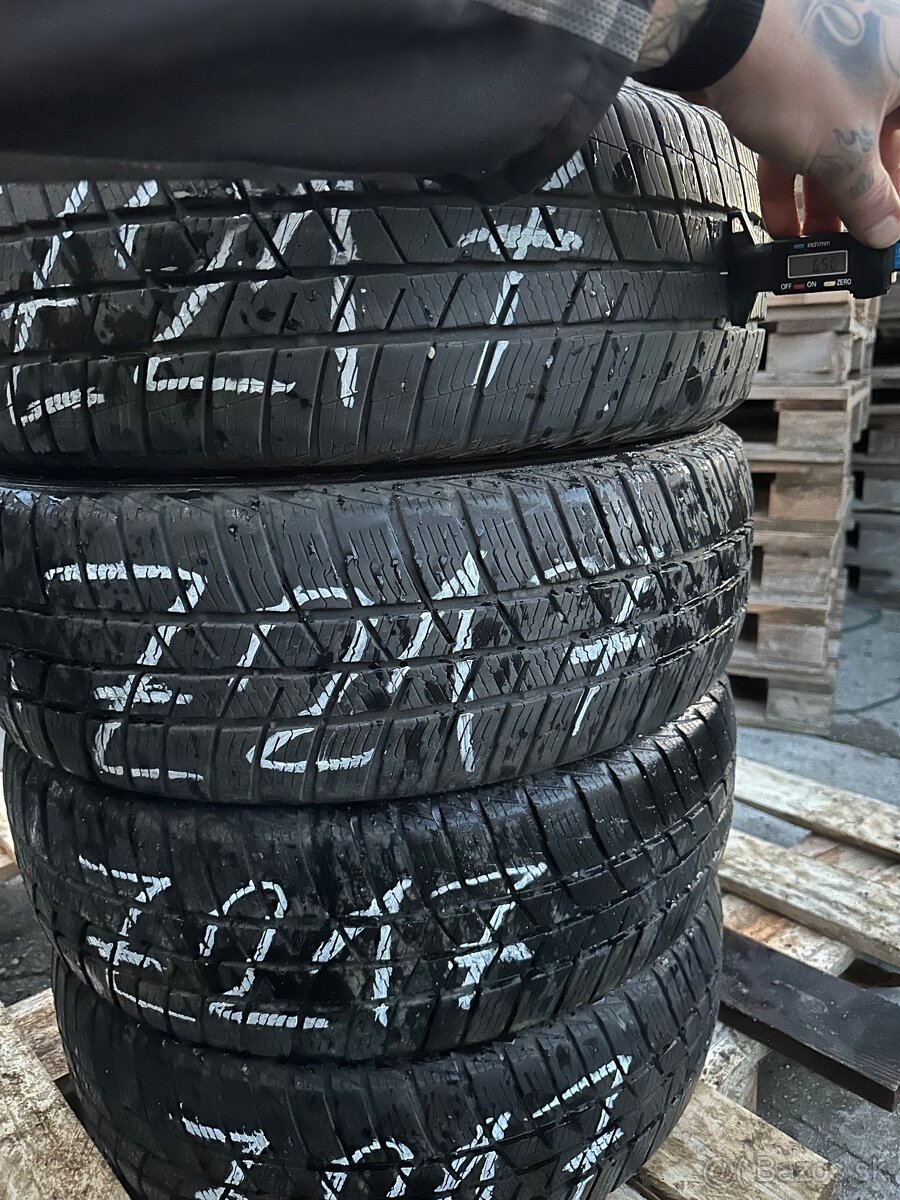 Z217 4ks zimné 185/60R15