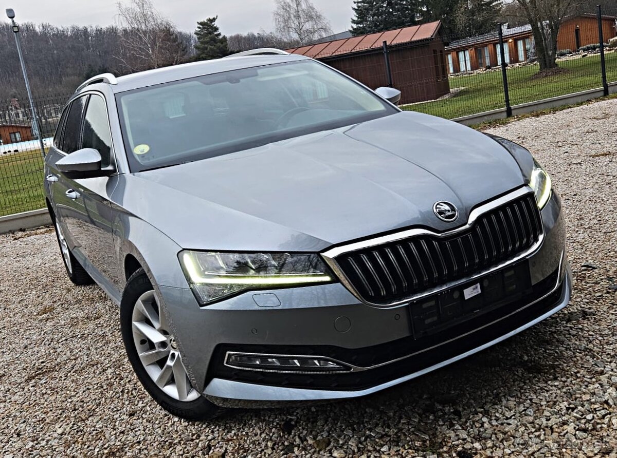 ŠKODA SUPERB III LIFT 2.0TDI DSG LED SVETLOMETY ŤAŽNÉ NAVI