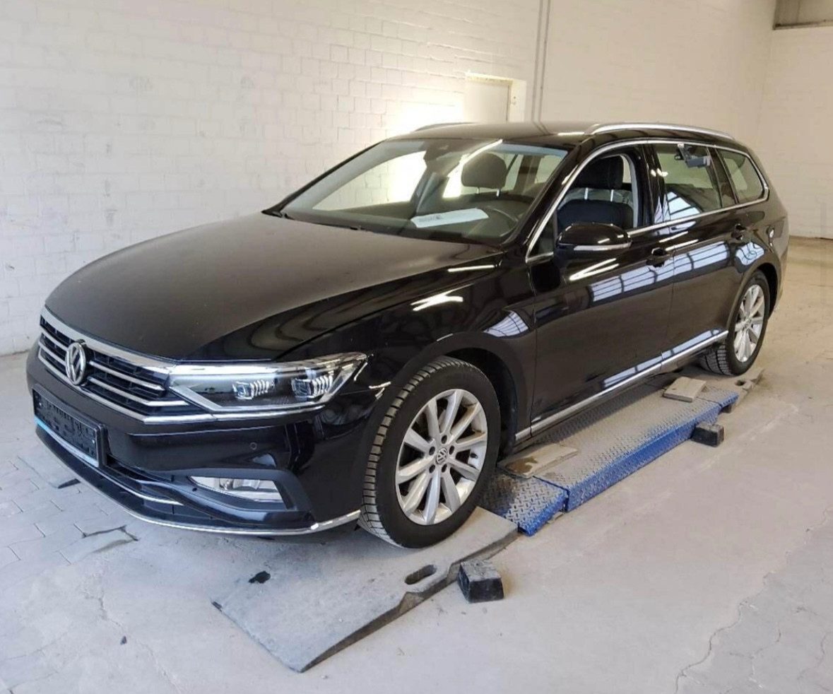 Volkswagen Passat B8 Variant 2.0TSI 140kw Elegance DSG