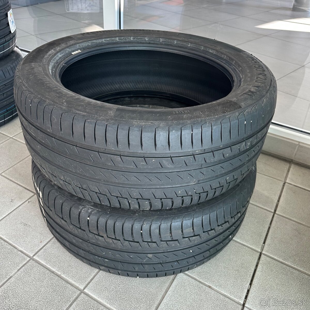 2x letné pneumatiky 255/50 R20