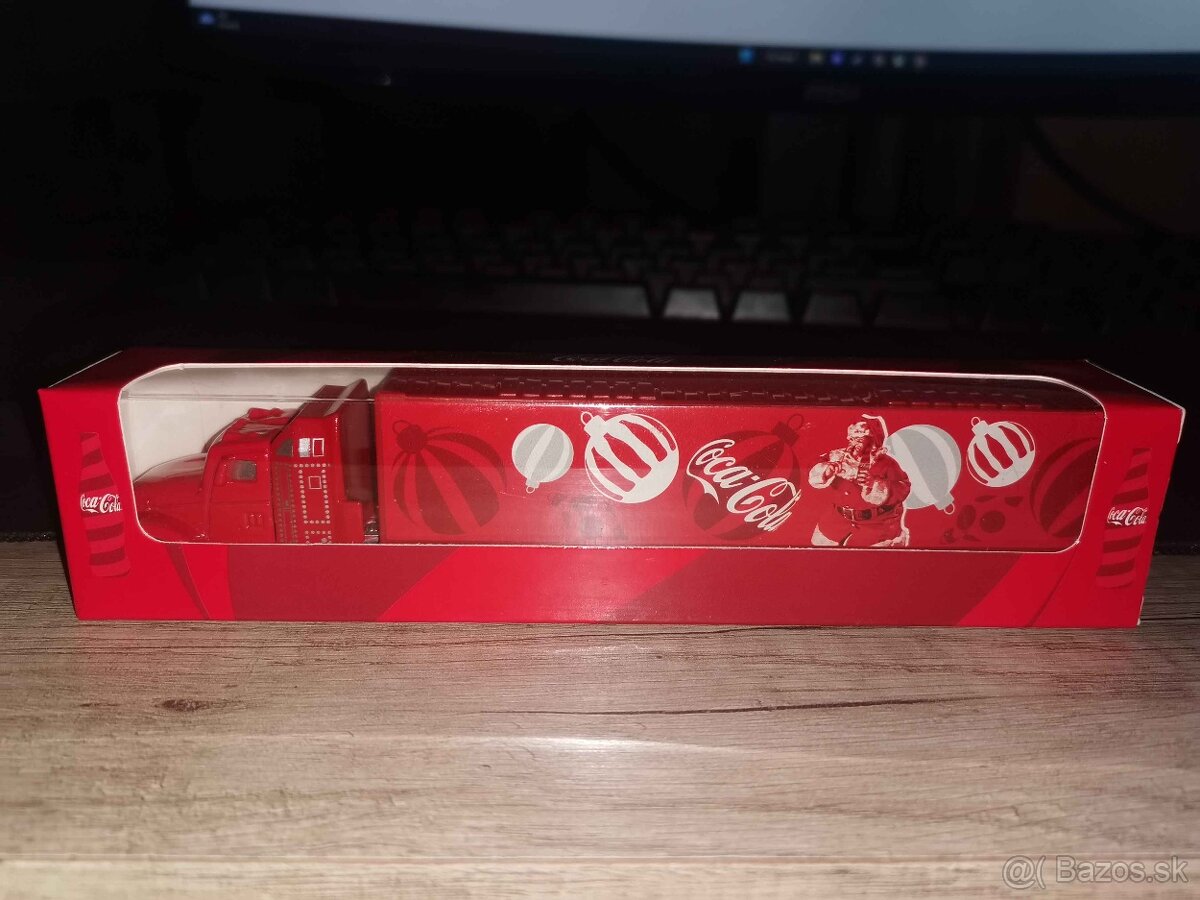 Kamión Coca-Cola - vianočné nákladné auto - malý model