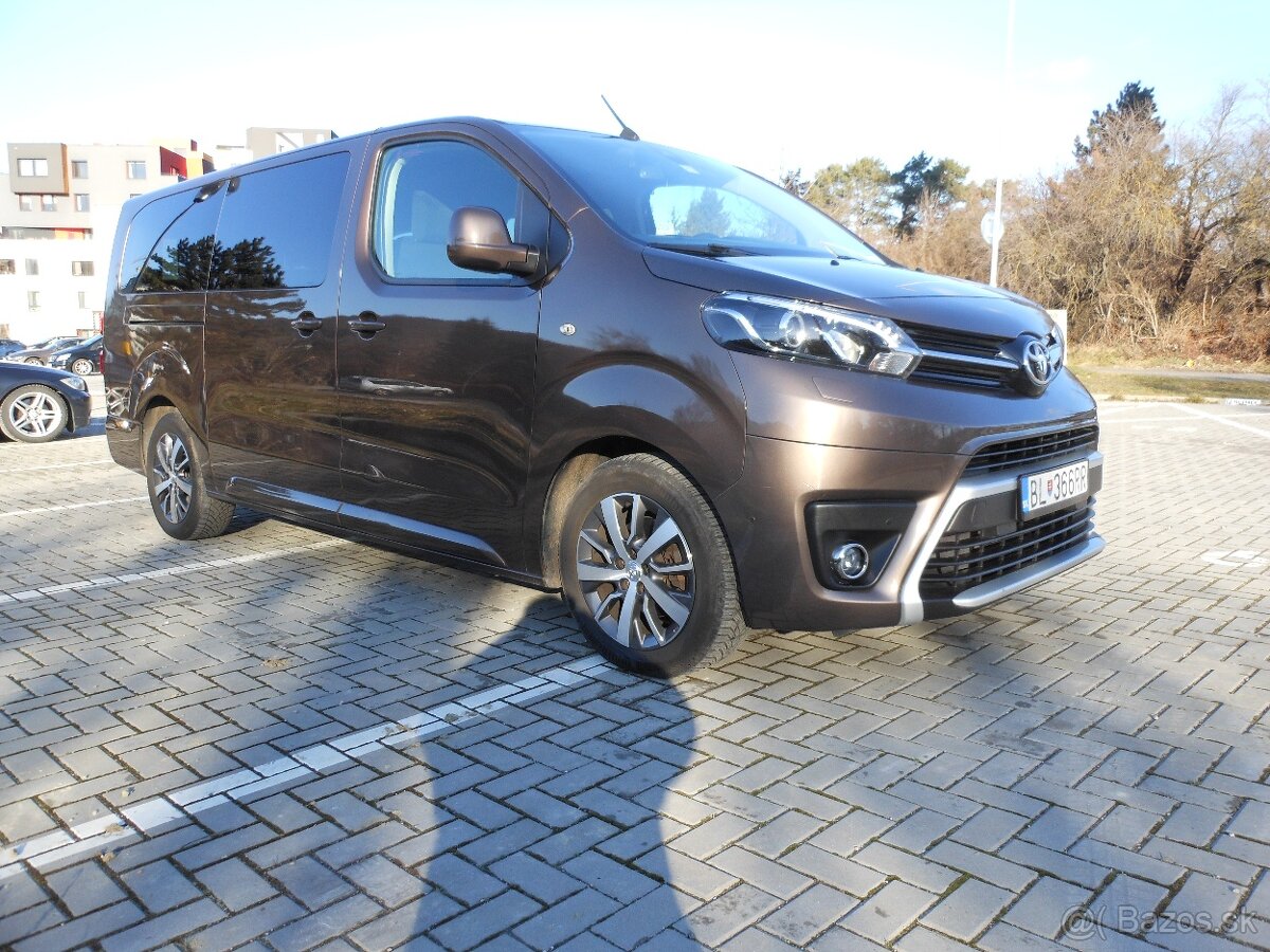 Toyota PROASE VERSO 2.0L D4D