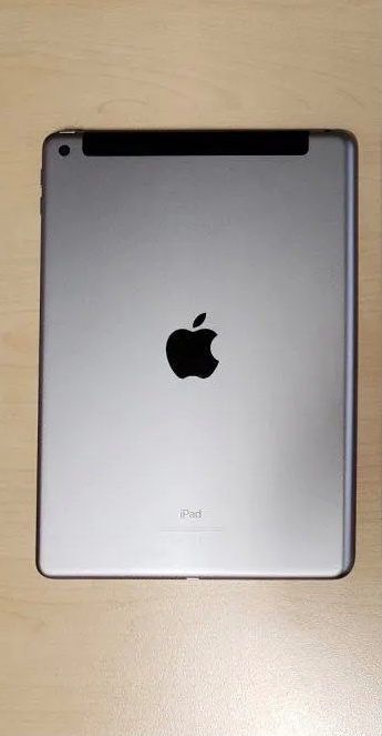 IPad 2018 takmer nepoužívaný