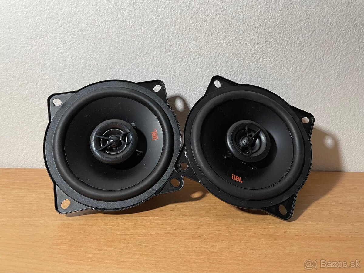 JBL stage2 reproduktory