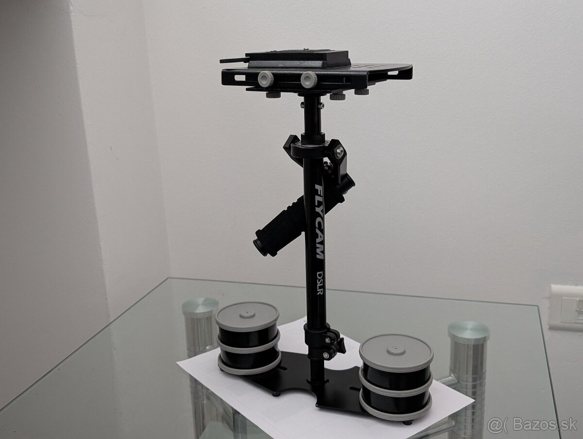 Predám Flycam Nano DSLR – stabilizátor