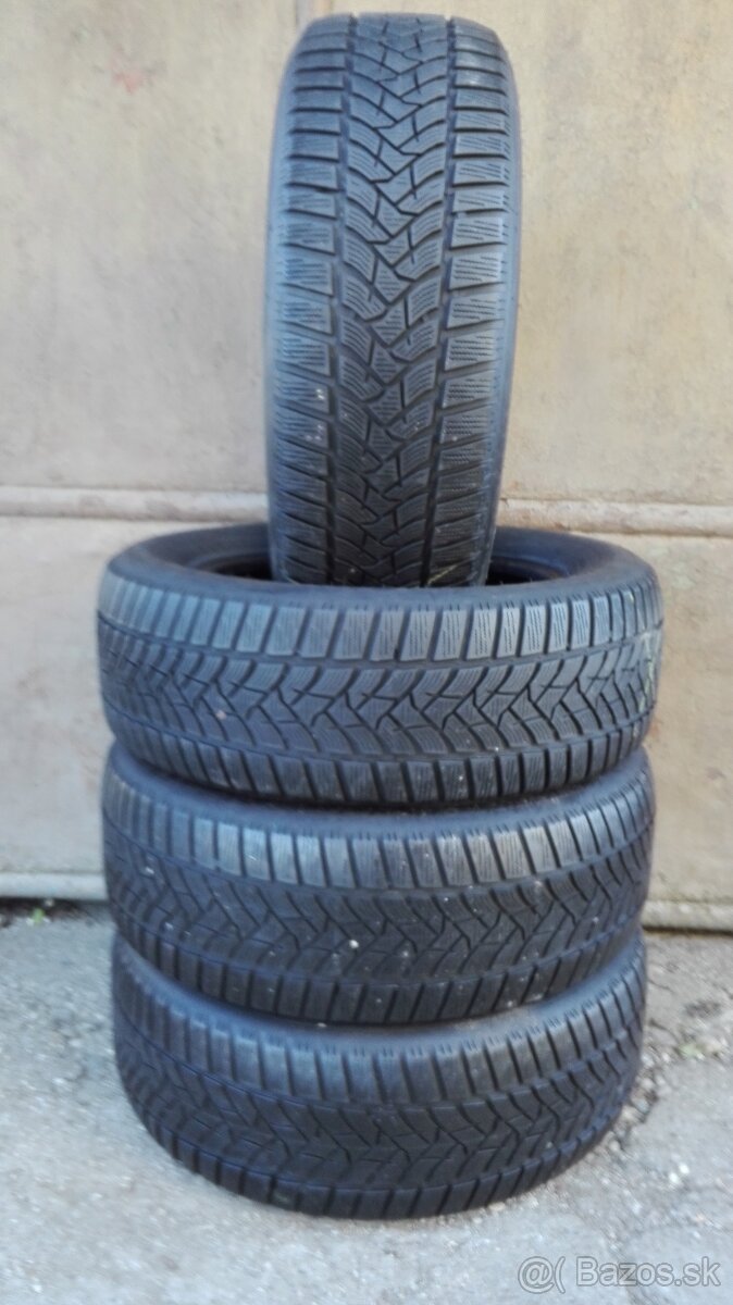 Predám 4-Zimné pneumatiky Dunlop SPWinter 215/60 R16