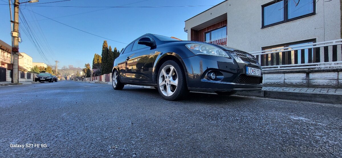 Kia ceed 1.6  85KW  A6  RV 2008