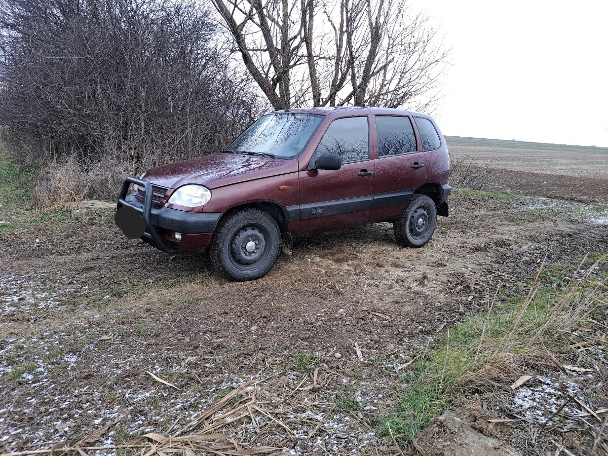 Lada Niva 1,7i 59kW