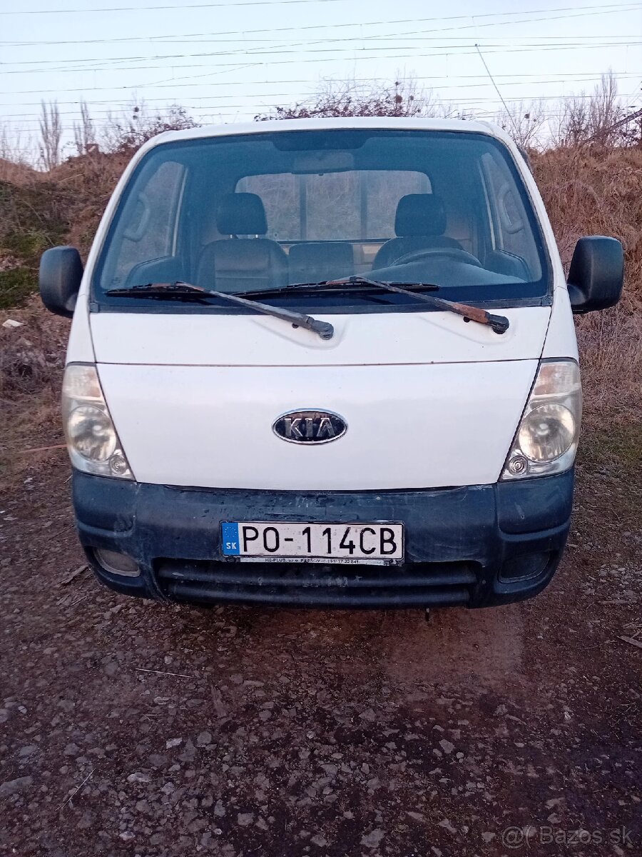 KIA 2500  VALNIK