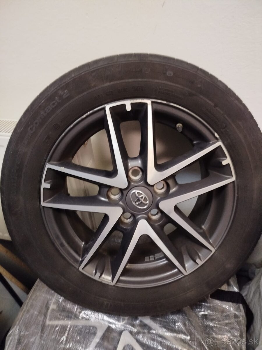 Elektróny orig Toyota 16" + Continental 205/55 R16