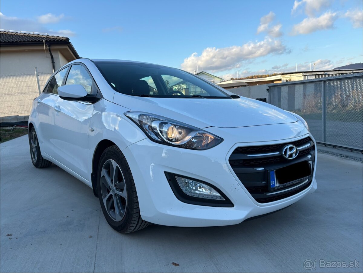 Hyundai i30 1.6 CRDi - SK auto, povodny stav, TOP