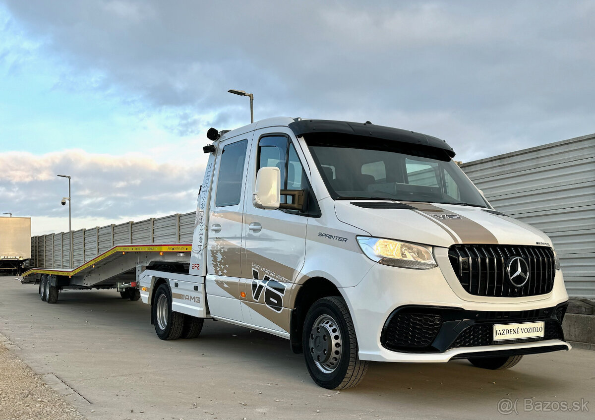 Mercedes-Benz Sprinter mini ťahač návesu AMG s návesom