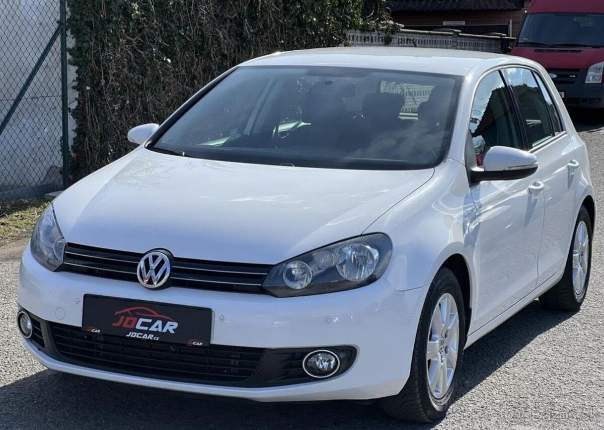 Volkswagen Golf 1.2TSi 63kw TEMPOMAT TAŽNÉ ČR benzín manuál