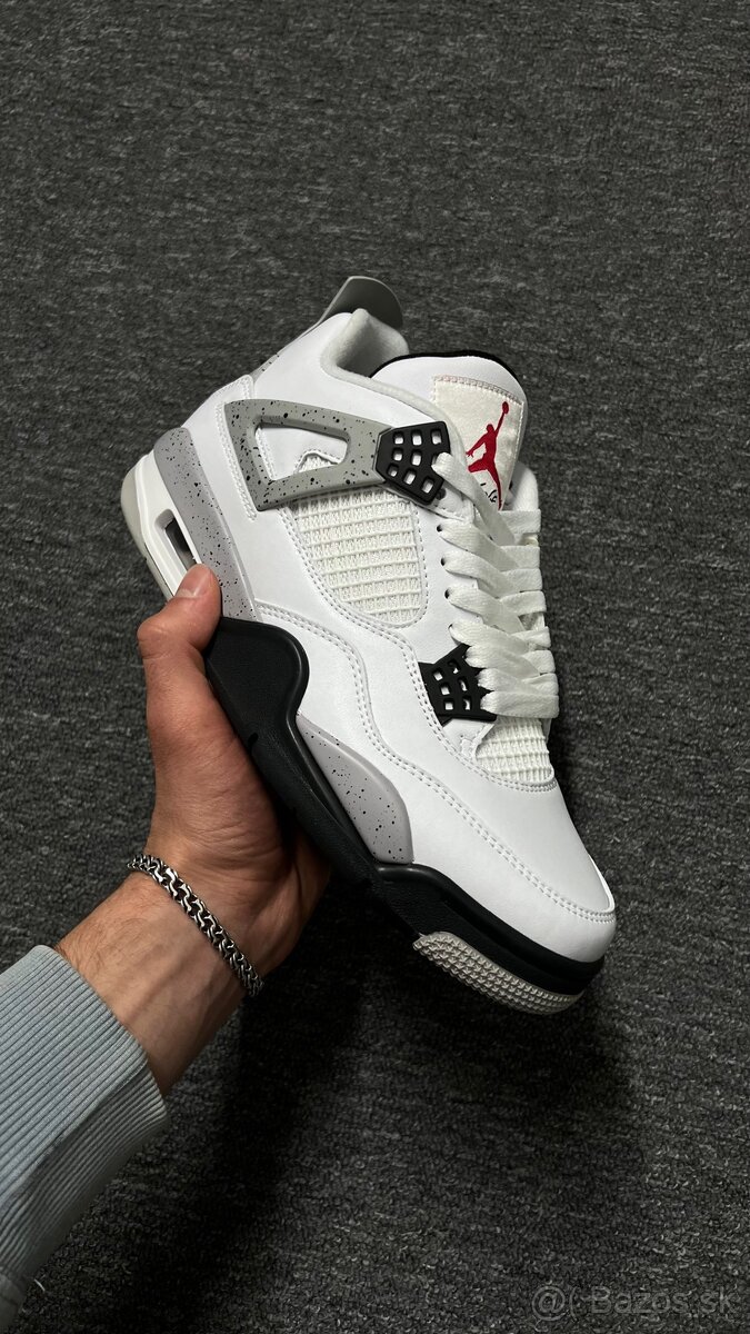 Nike Air Jordan 4 Retro "White Cement"