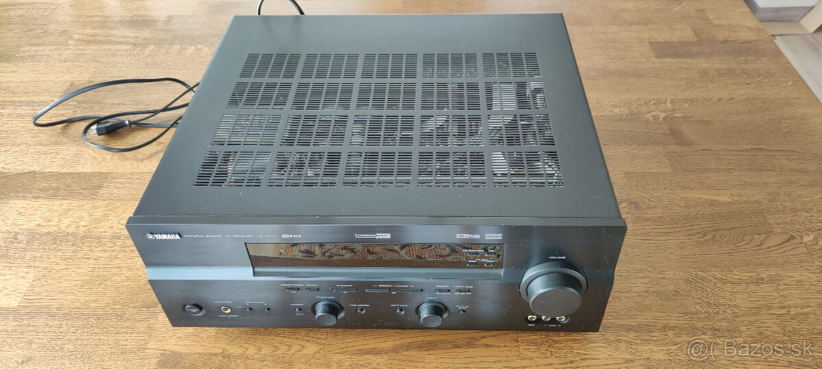 Predám 6+1 kanalový receiver Yamaha RX-V550.