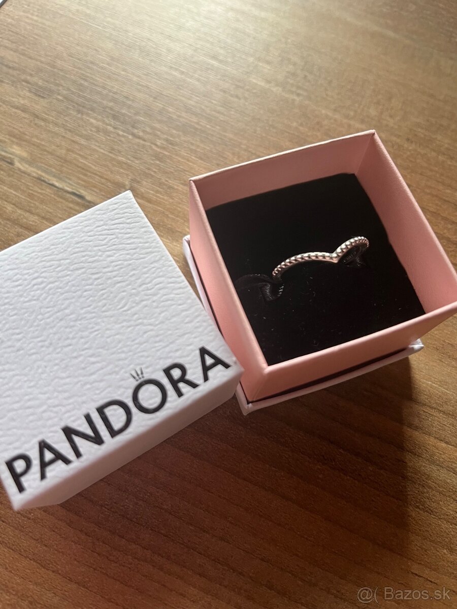 Pandora prsten velkost 60