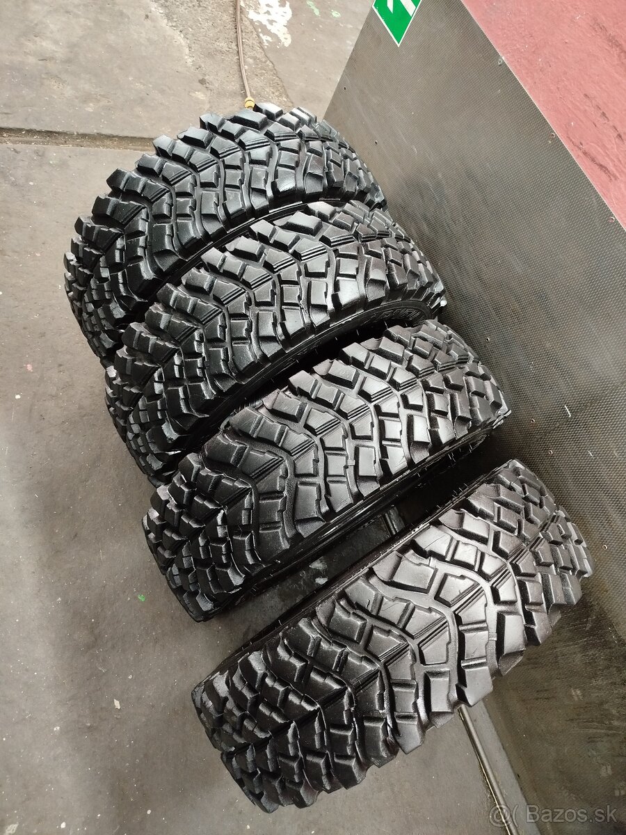 Predám tieto ako nové offroad pneu o rozmere 205/70 R15