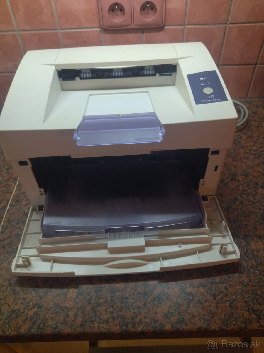 Laserovú tlačiareň Xerox Phaser 3117