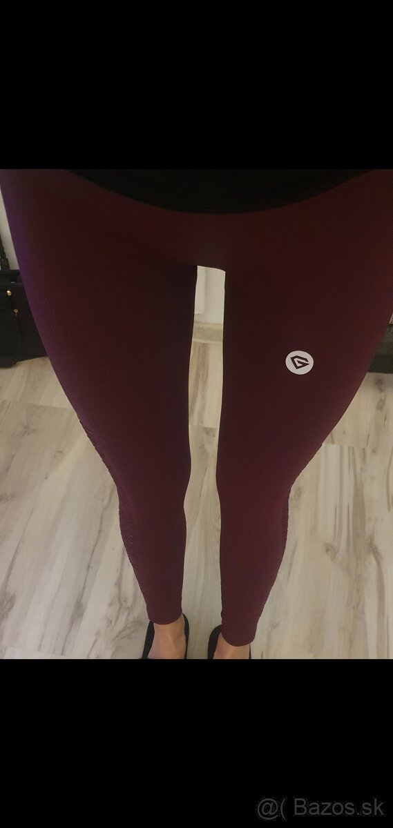 Burgundy leginy+top vel.xs/s