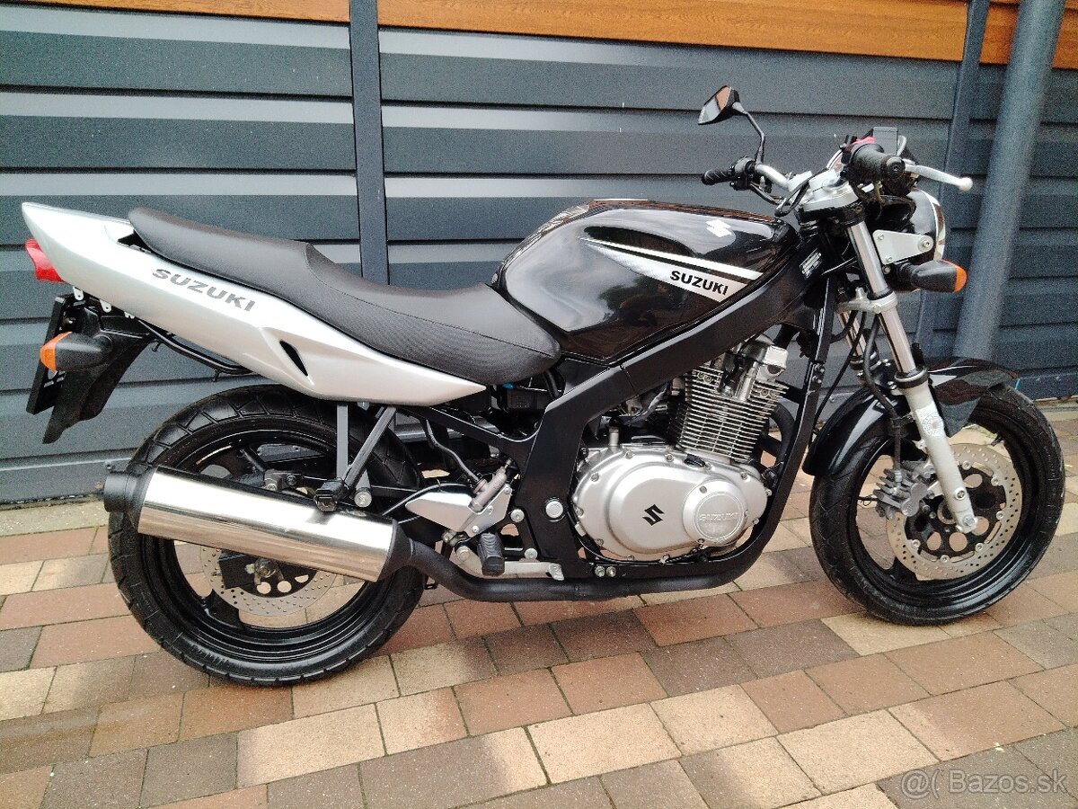 Suzuki gs 500