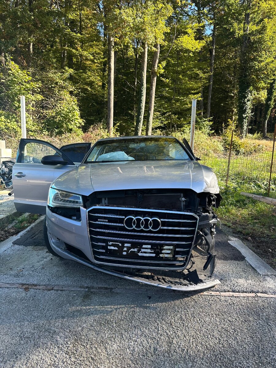 Audi A8 D4 2014