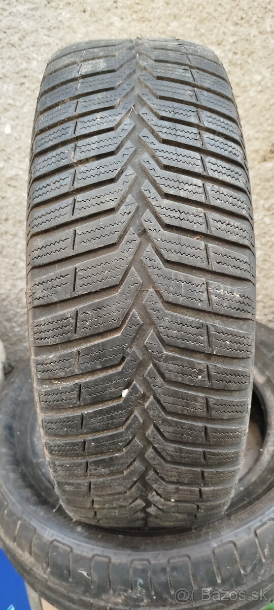 Predam zimnu pneu 185/60R14 Vredestain Snowtrack 3 82T mam 1