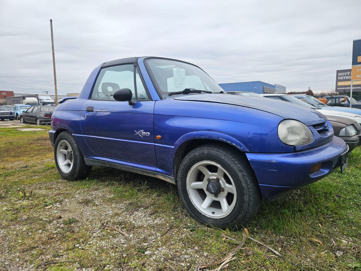 Predám toto malé 4x4 spoľahlivé autíčko, je to Suzuki x90