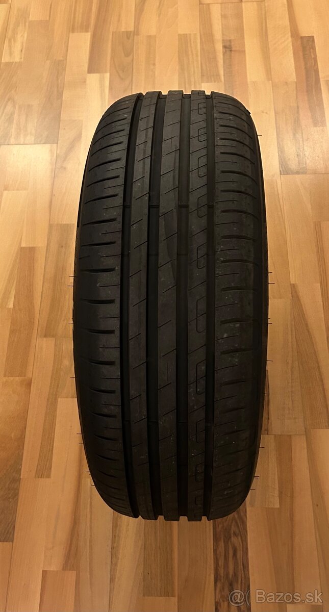 Nové Good Year 4 ks letné 205/55 R17