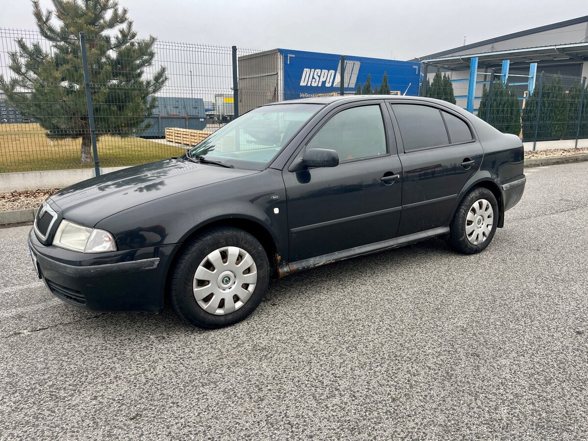 Predam Skoda Octavia 1.9 tdi,96 kw,2003