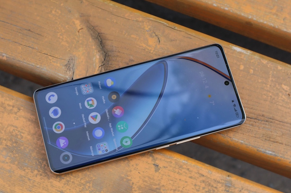 Realme 12 Pro+ 5G (12GB ROM, 512GB RAM), béžová – TOP mobil